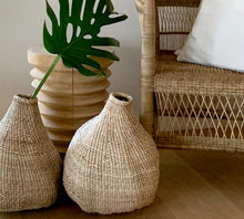 Load image into Gallery viewer, Garlic Gourd - 30-35cm