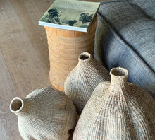 Load image into Gallery viewer, Garlic Gourd 60-65cm