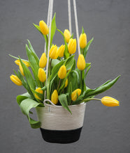 Load image into Gallery viewer, Mia Melange Hanging Planter Small – Black Block