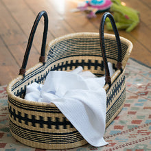 Load image into Gallery viewer, Mungo Organic Cotton Cellular Baby Blanket (White Weave)