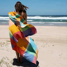 Load image into Gallery viewer, Mungo Folly Beach Towel (Fiddler Crab)