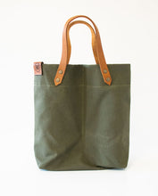 Load image into Gallery viewer, Pieter de Jager – Wine Bag – Olive Green
