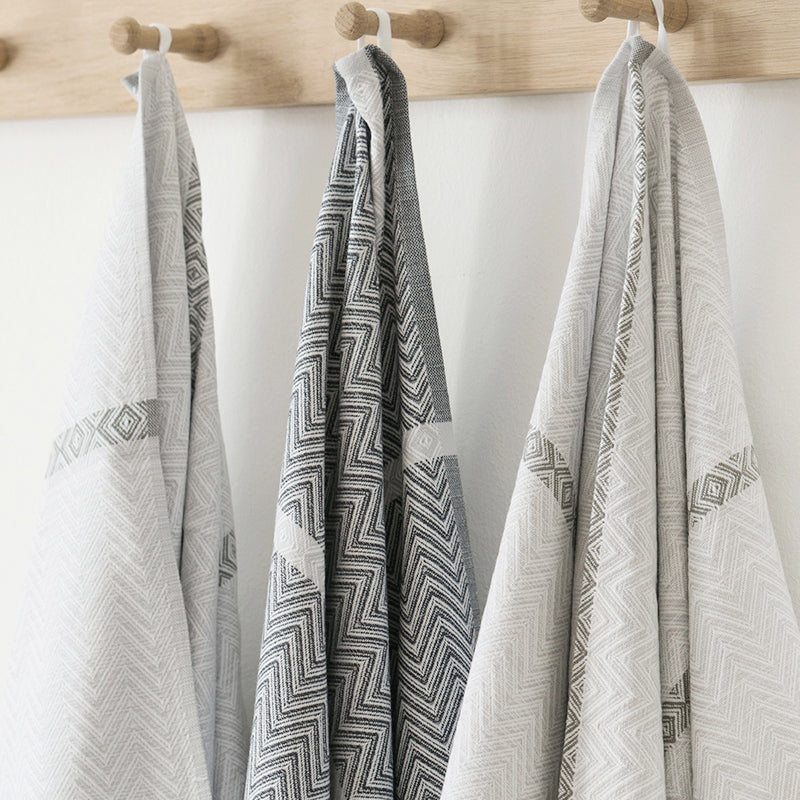 Mungo Tawulo Hand Towel & Bath Sheet (Snow)