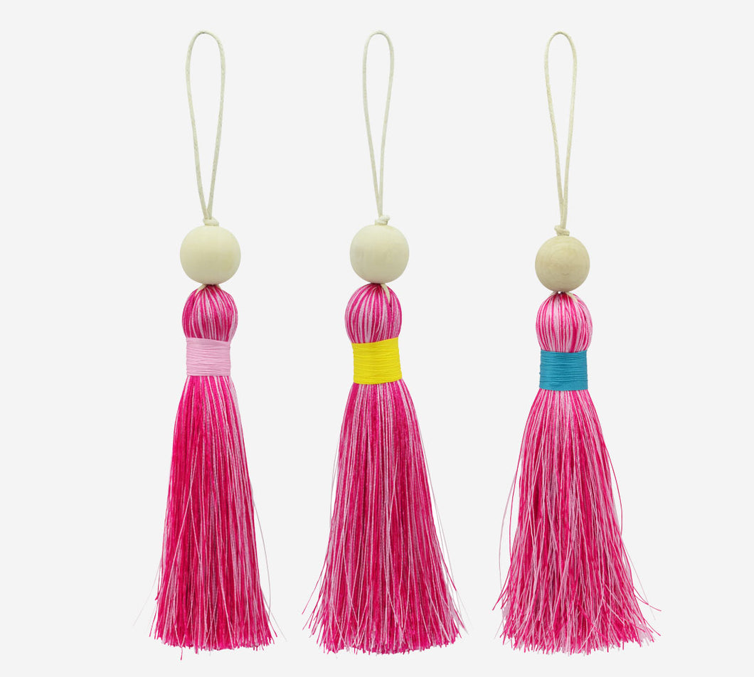 Tassels – Pinks (Soft Pink & Shocking Pink) (XL)
